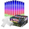 Mega Espuma 50 – Palos de Espuma LED para Fiestas y Eventos Palos de espuma LED Mega Espuma 50 para fiestas y eventos masivos presentados sobre fondo blanco